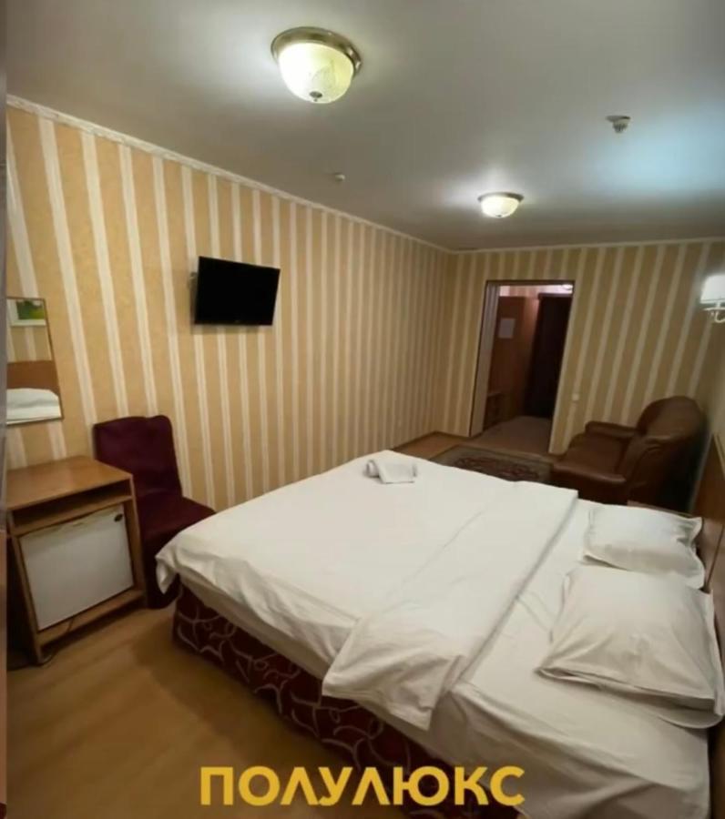 Zhassybi Hotel Astana Bagian luar foto