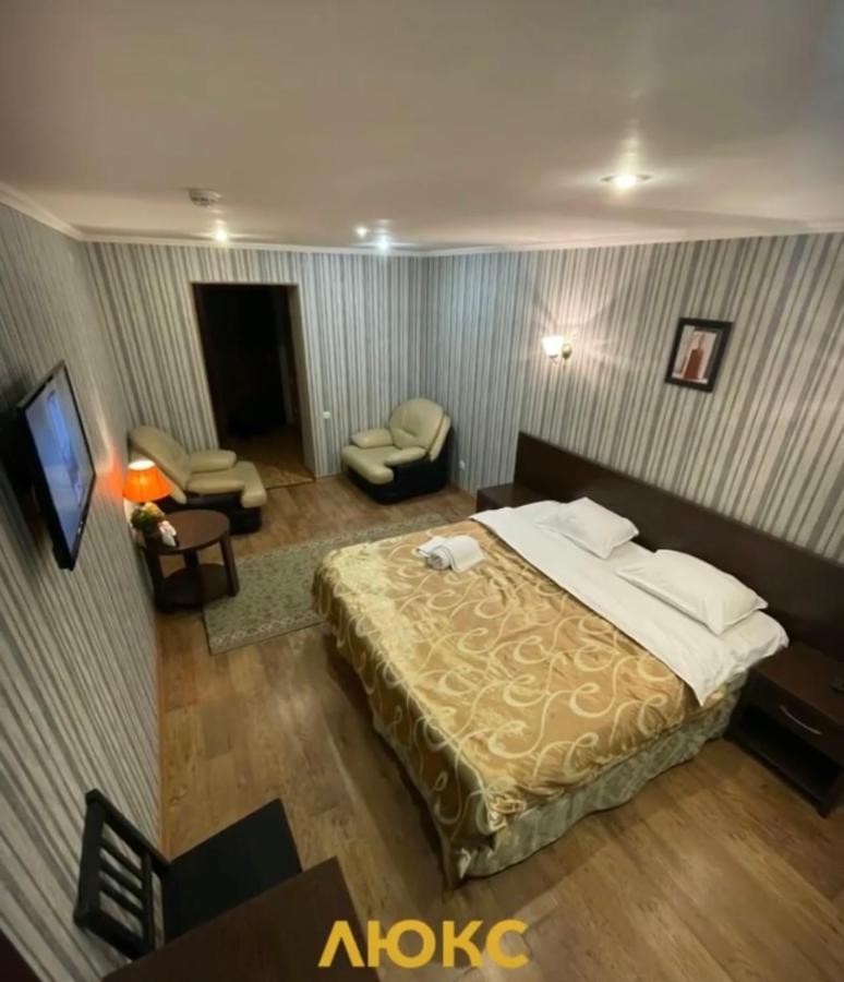 Zhassybi Hotel Astana Bagian luar foto