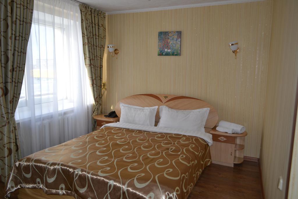 Zhassybi Hotel Astana Bagian luar foto