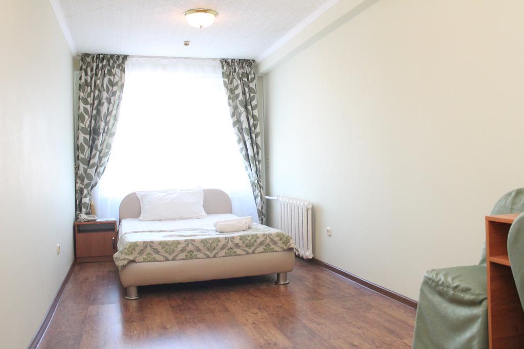 Zhassybi Hotel Astana Bagian luar foto