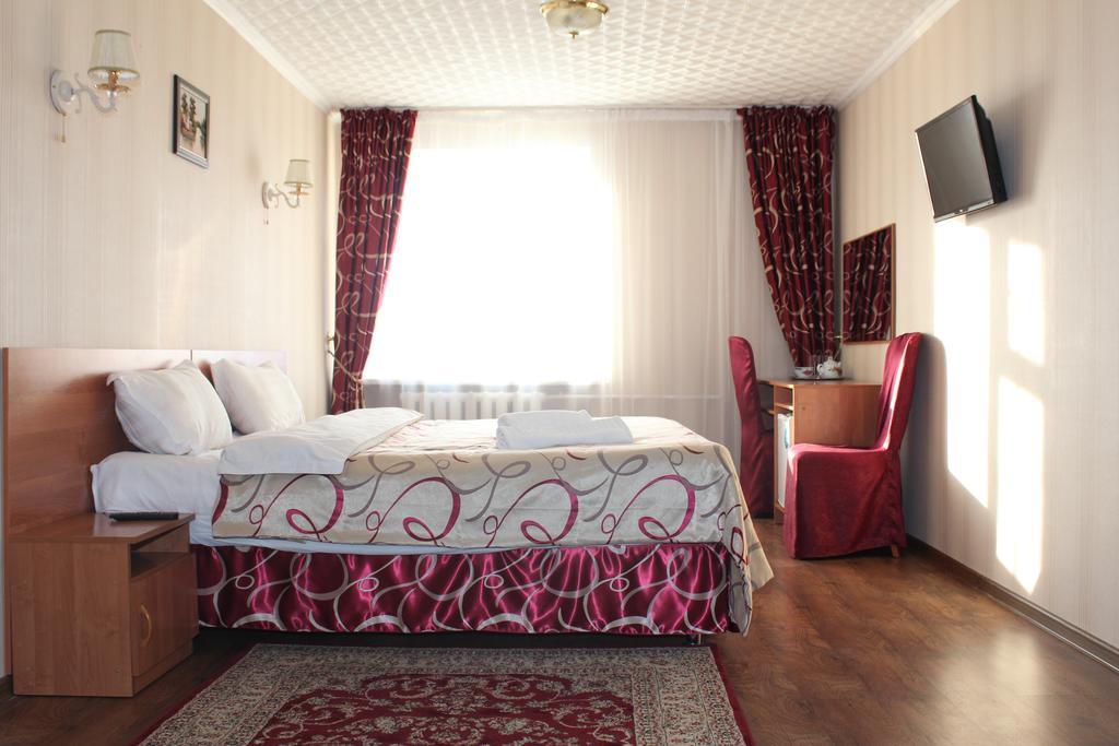 Zhassybi Hotel Astana Bagian luar foto