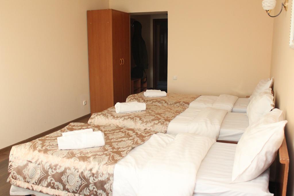 Zhassybi Hotel Astana Bagian luar foto